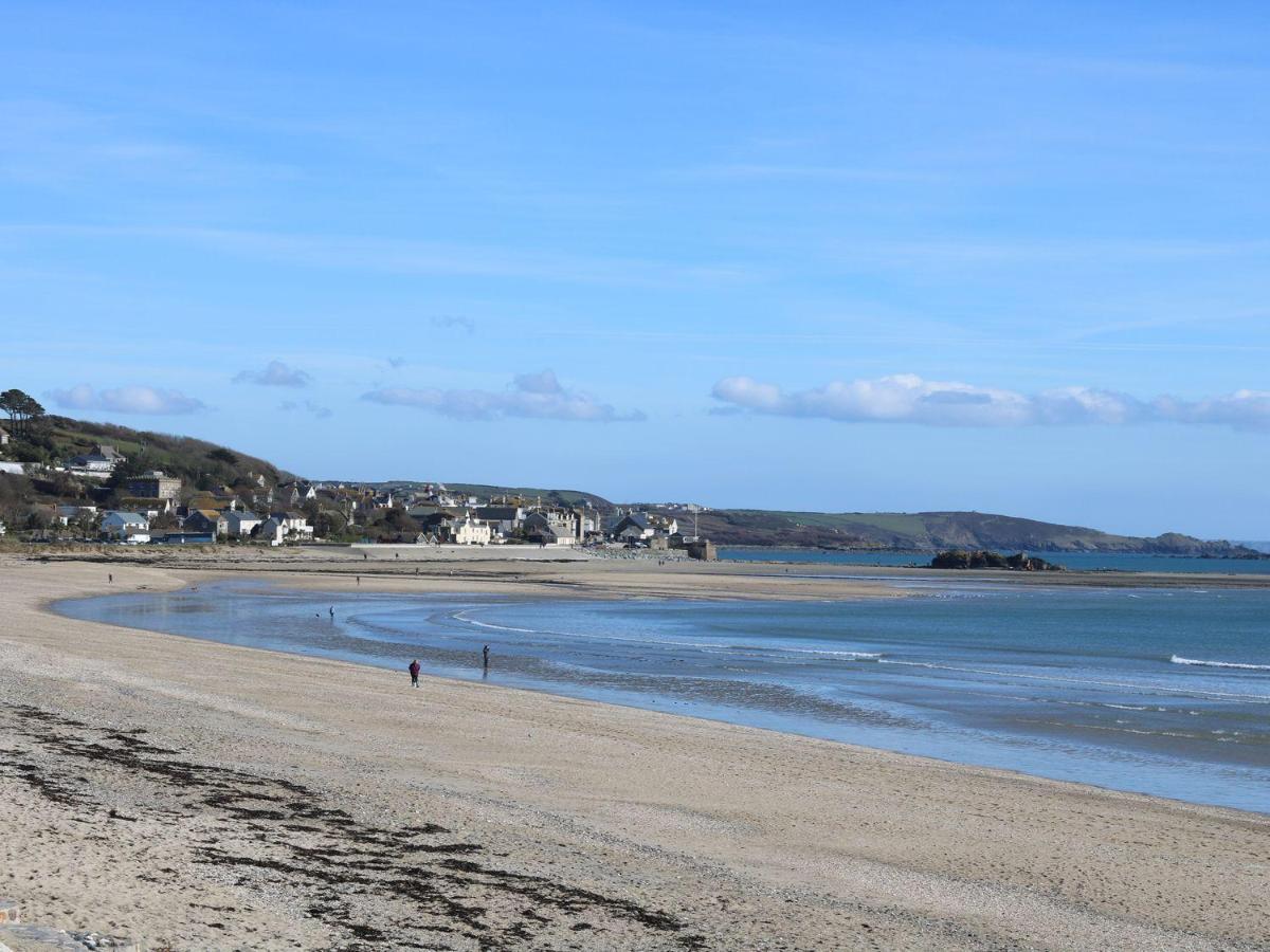 Bosulla Shepherds Hut Penzance Buitenkant foto