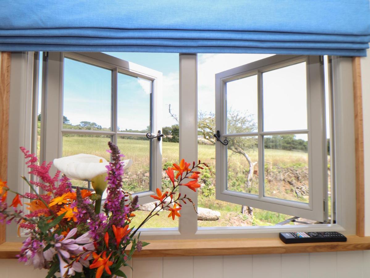 Bosulla Shepherds Hut Penzance Buitenkant foto